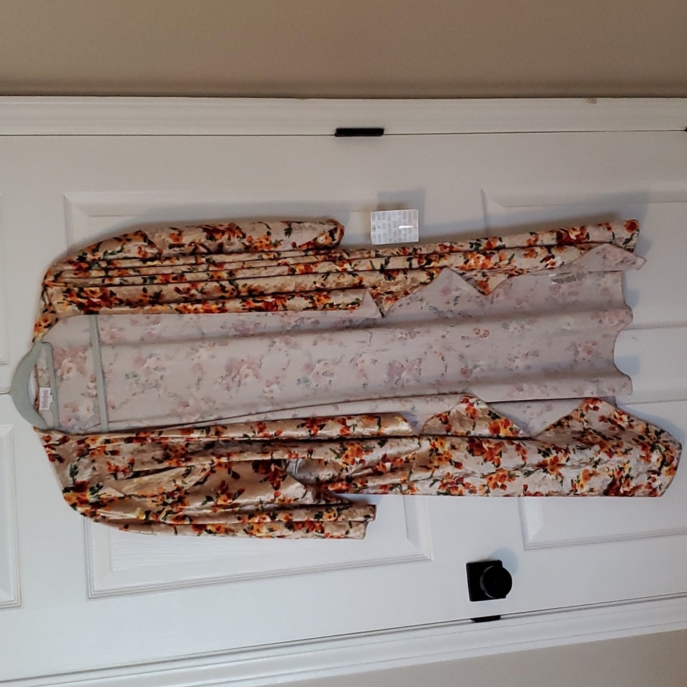 LULAROE " SHIRLEY"